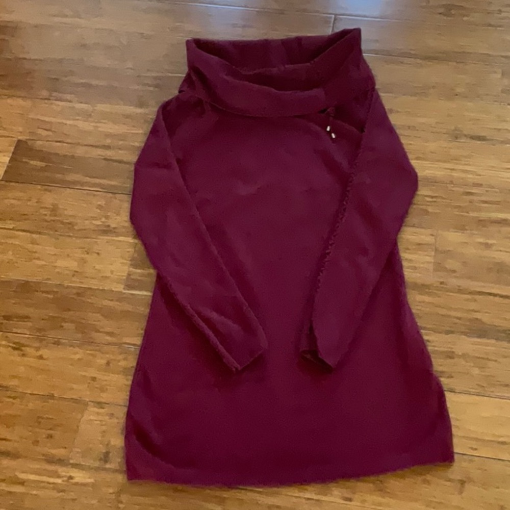 White House Black Market Tunic Sweater
